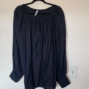 #T271- NWOT Torrid Belle Isle Black Women's Blouse-2X